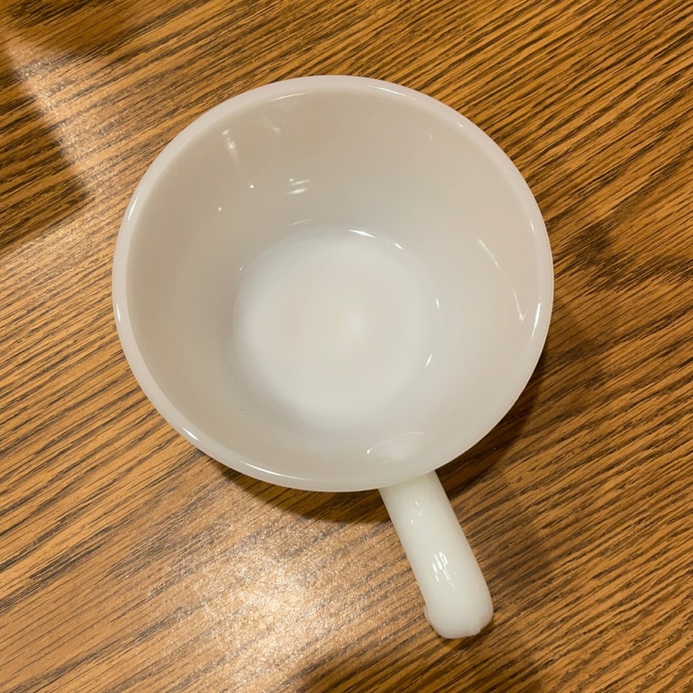 Vintage Anchor Hocking Fire King Milk Glass Chili/Soup Bowl w/ Handle